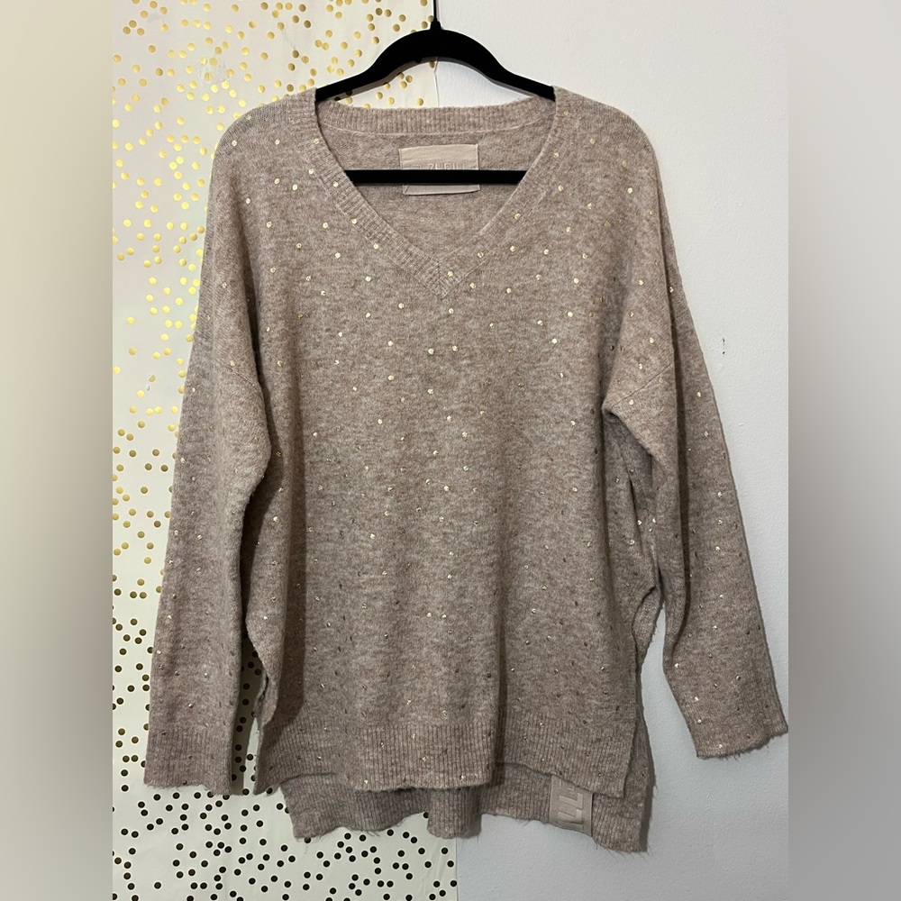 Zhrill Metallic Gold Dot Beige V-Neck Hi-Lo Sweater size S/M